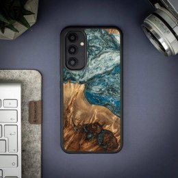 Etui Bewood Unique Planeta Ziemia z drewna i żywicy na Samsung Galaxy A54 5G - niebiesko-zielone